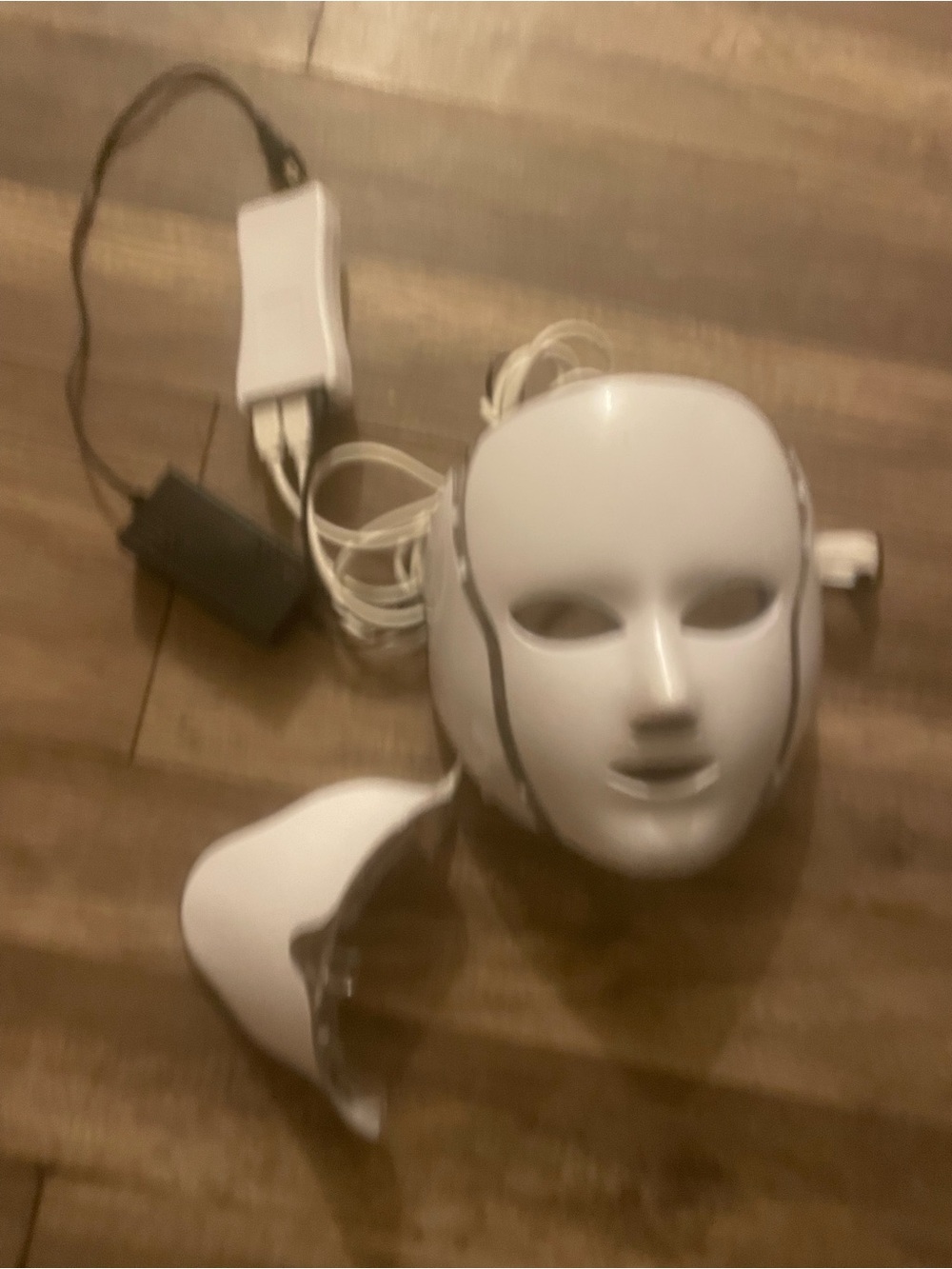 White LED Therapy Facial Mask - Portable Light Therapy Mask